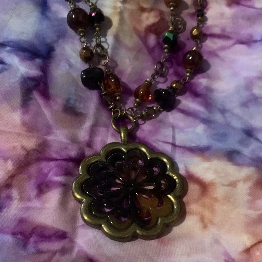 Elegant Brass Pendant Necklace